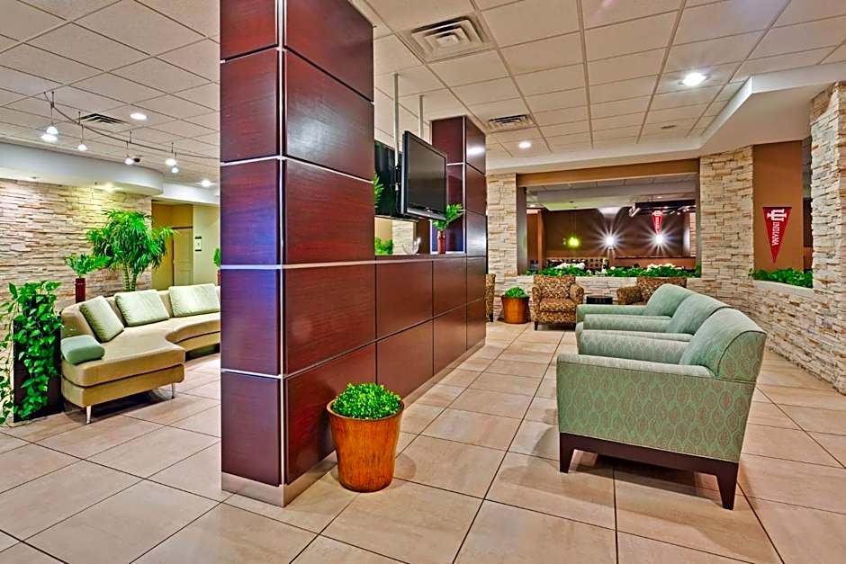 Holiday Inn Bloomington By IHG
