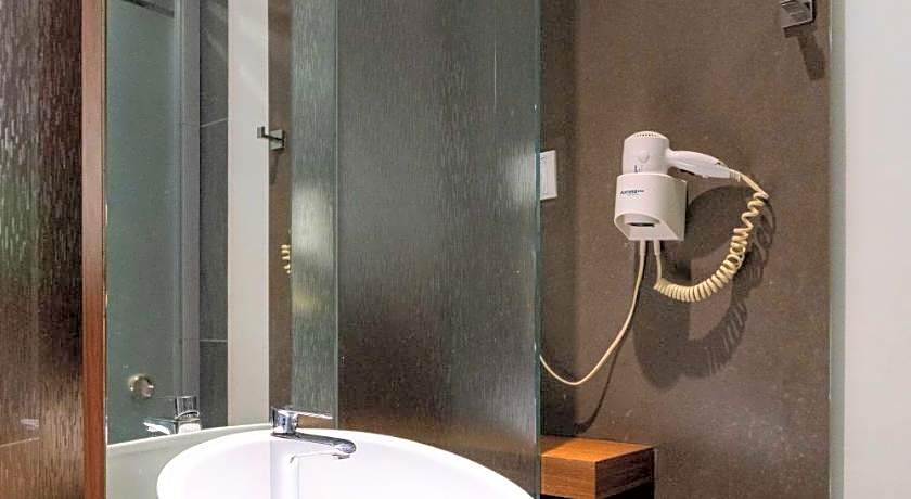 T+ Hotel Butterworth