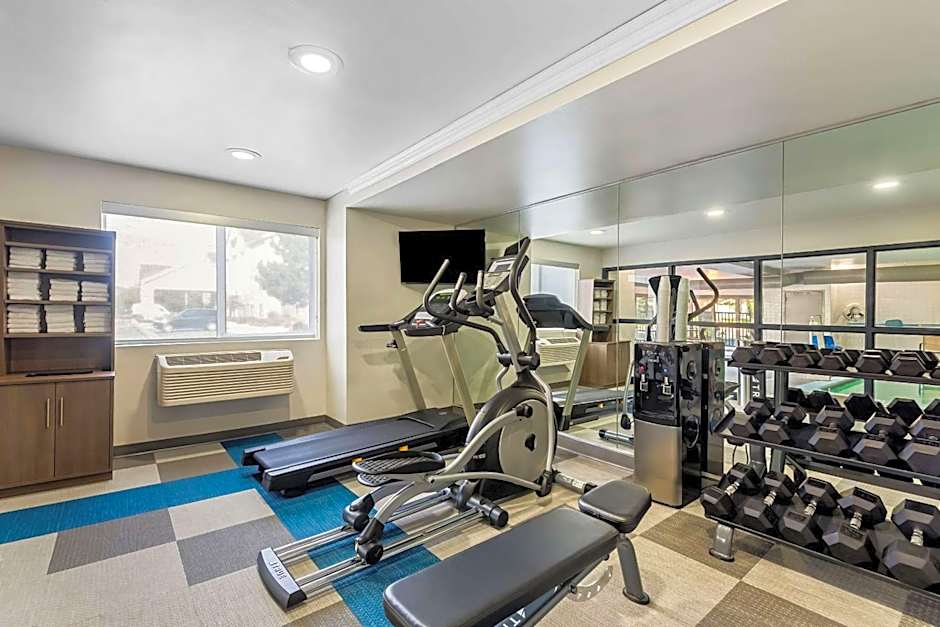 Comfort Suites Denver North - Westminster