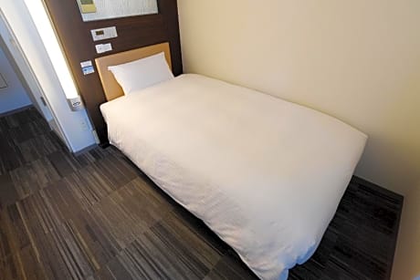 R&b Hotel Kamatahigashiguchi