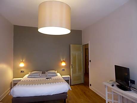 Family Suite with Two Rooms