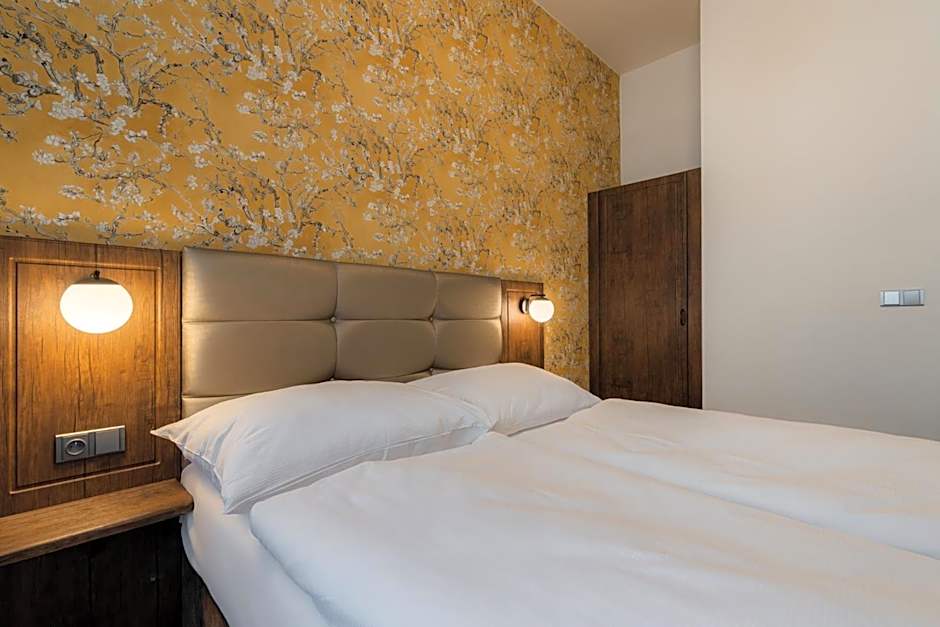 EA Hotel Victoria