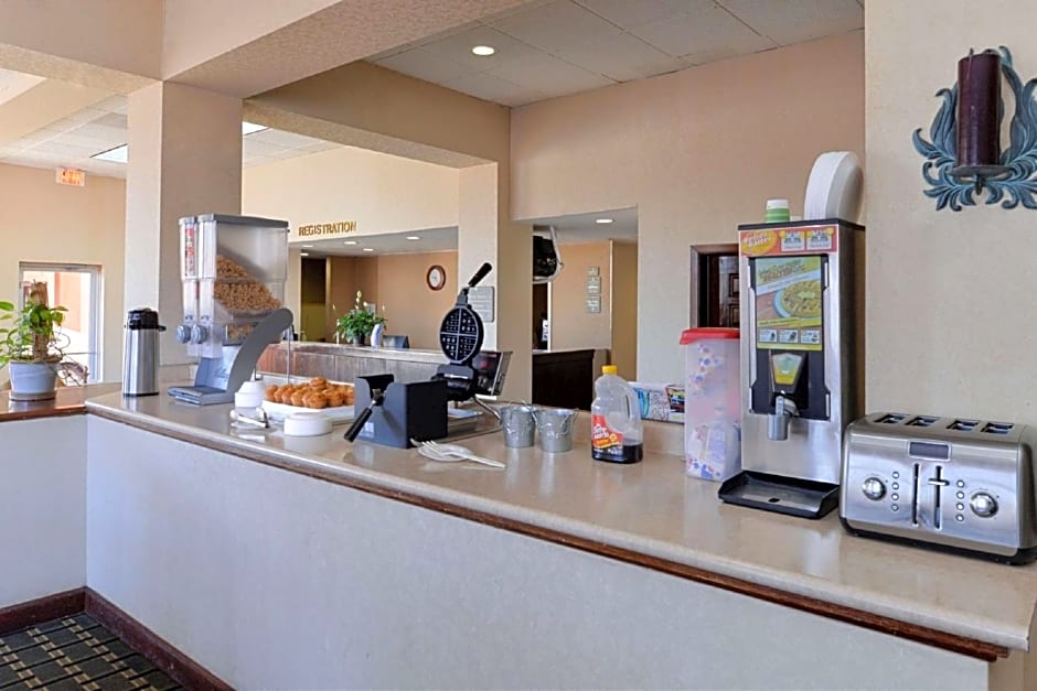 Americas Best Value Inn & Suites - Memphis East