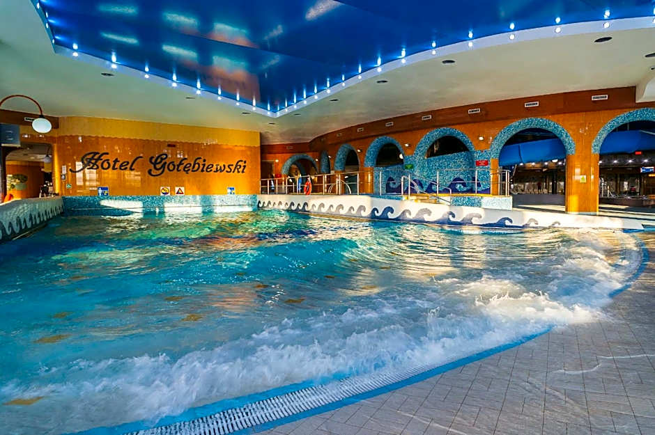 Hotel Gołębiewski Mikołajki
