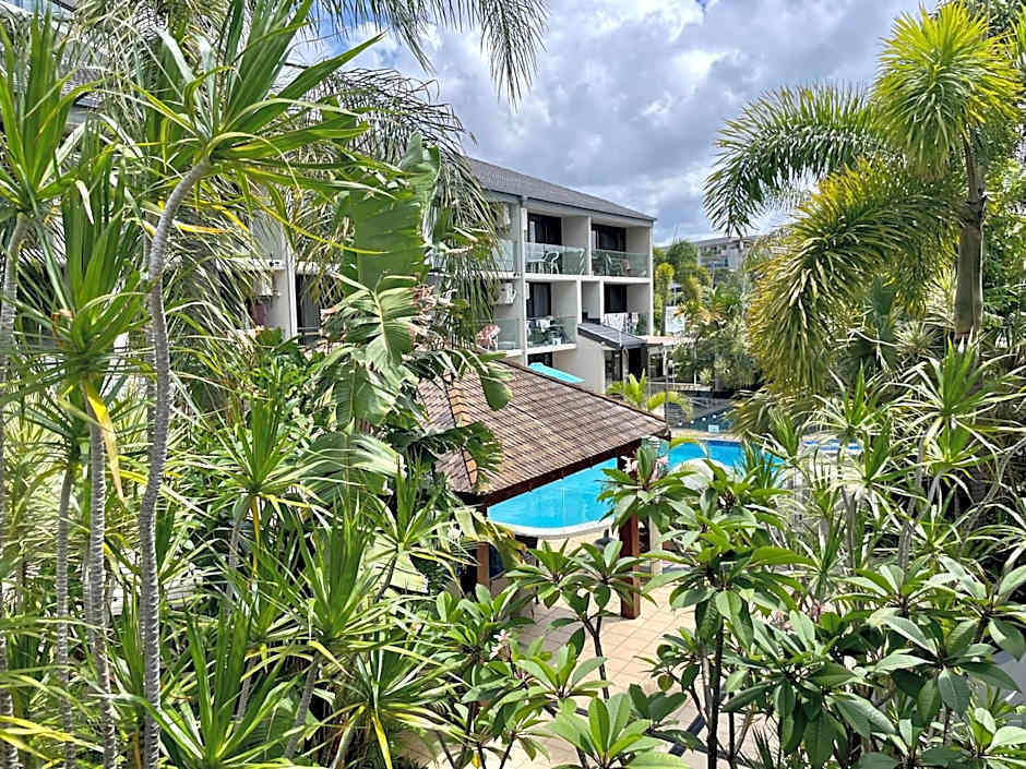 Burleigh Palms Holiday Apartments