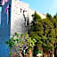 Orient Luxury Villa Motel