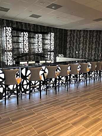 McAllen Grand Plaza Hotel - Alojamientos en MCALLEN