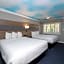 Hollywood Palms Inns & Suites