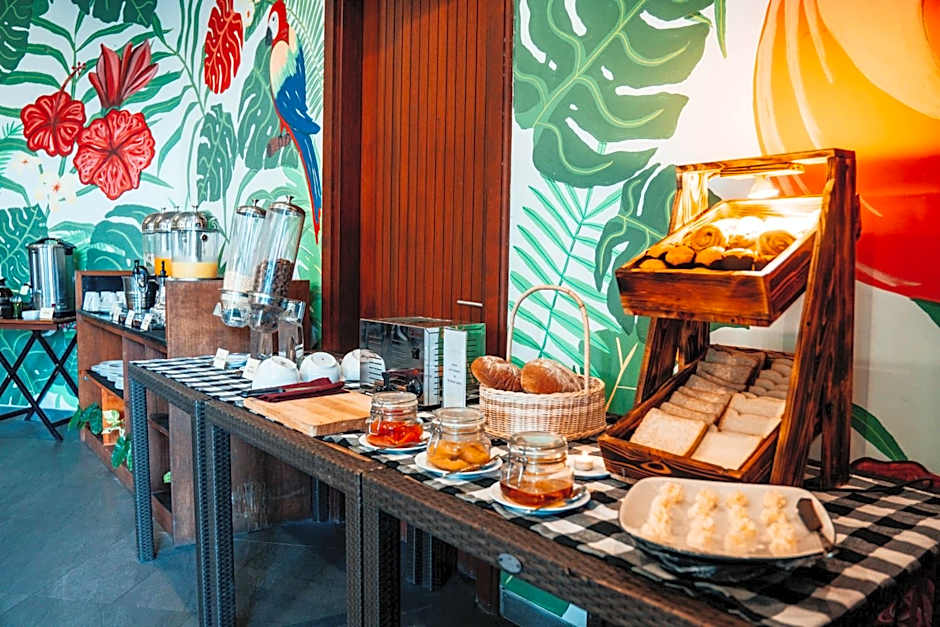 Sense Canggu Beach Hotel