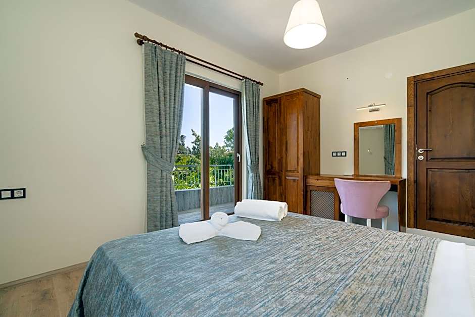 Ayris Hotel Çıralı