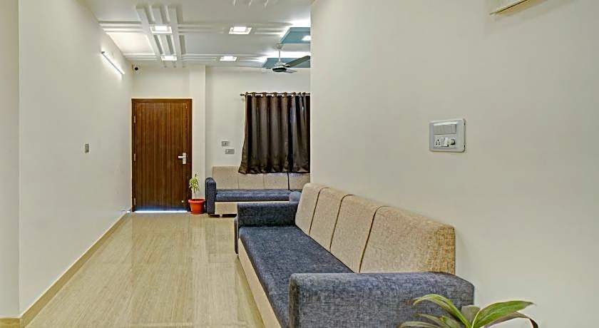 Treebo Paras Raj Near City Palace