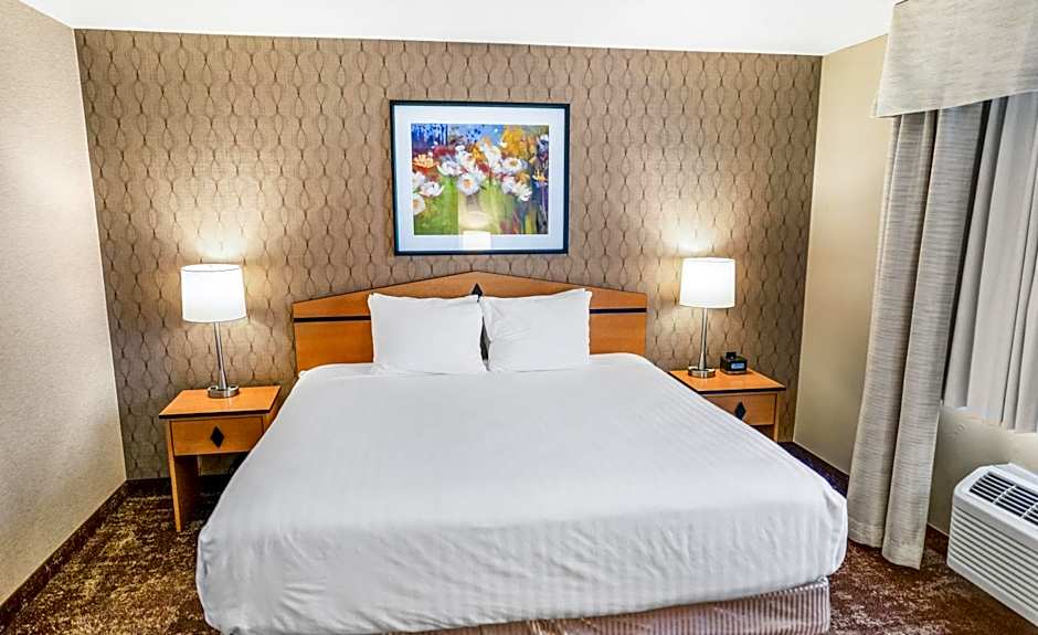 Crystal Inn Hotel & Suites - West Valley City