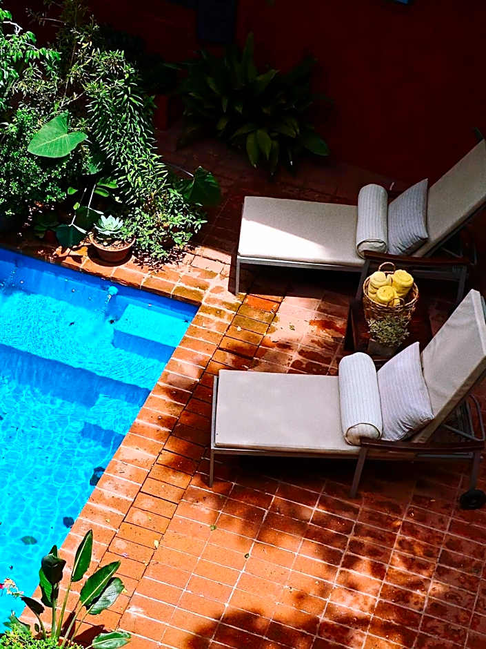 BE Jardin Escondido By Coppola