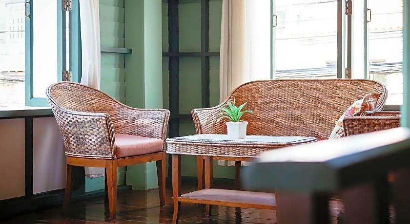 Khum Muang Min Boutique Hotel