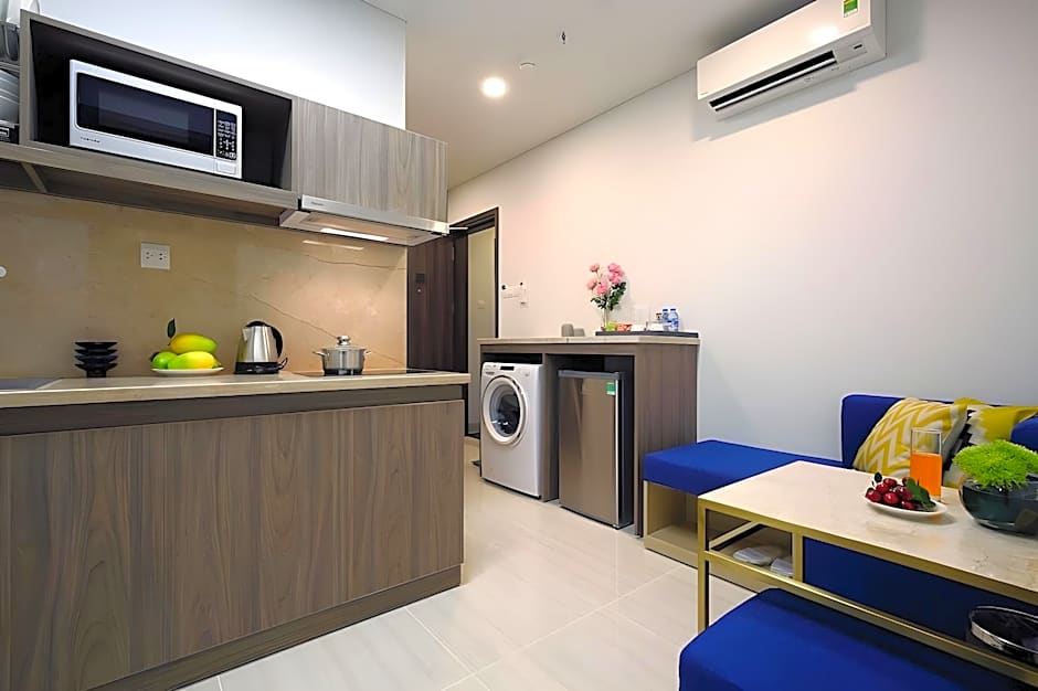 AURORA WESTERN VILLAGE