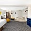 Comfort Inn & Suites Suwanee - Sugarloaf