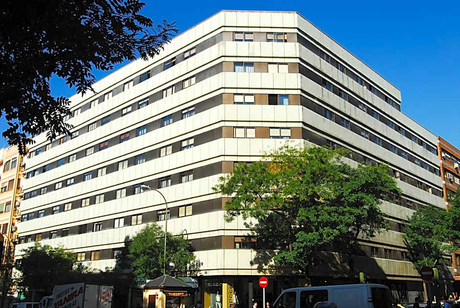 Apartamentos Goya 75