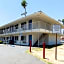 Motel 6 Bakersfield