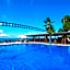 Coco de Mer and Black Parrot Suites