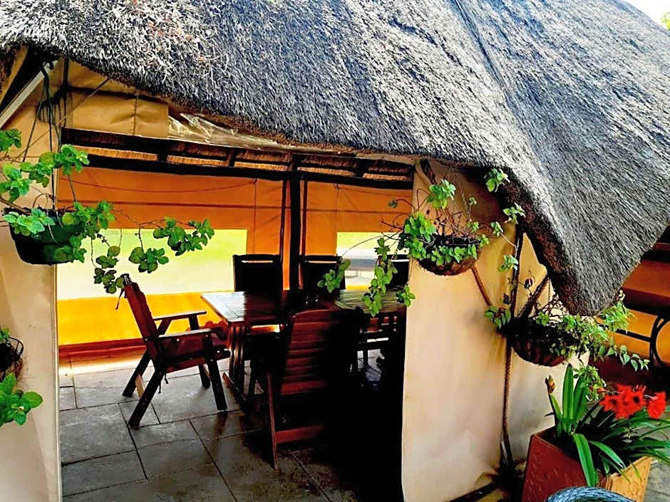 Ipe Tombe Guest Lodge - Midrand