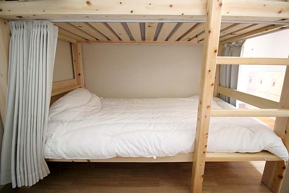 Glocal Nagoya Backpackers Hostel