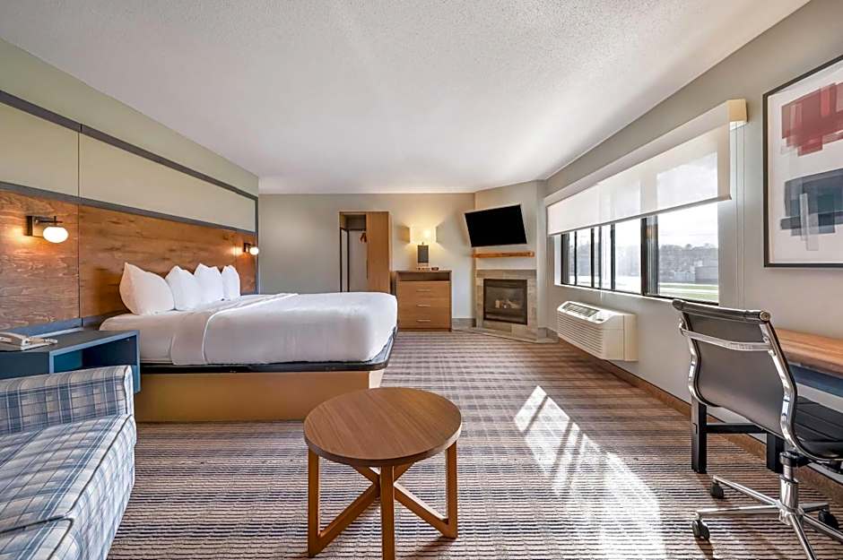 AmericInn by Wyndham Wisconsin Dells