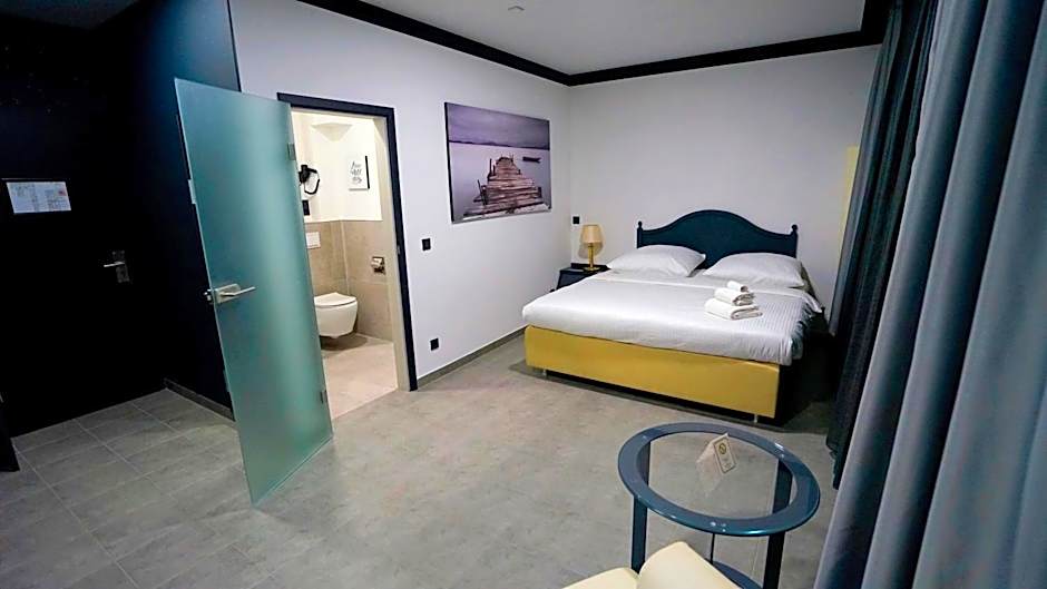 TIBET HOTEL am Airport Düsseldorf-Ratingen