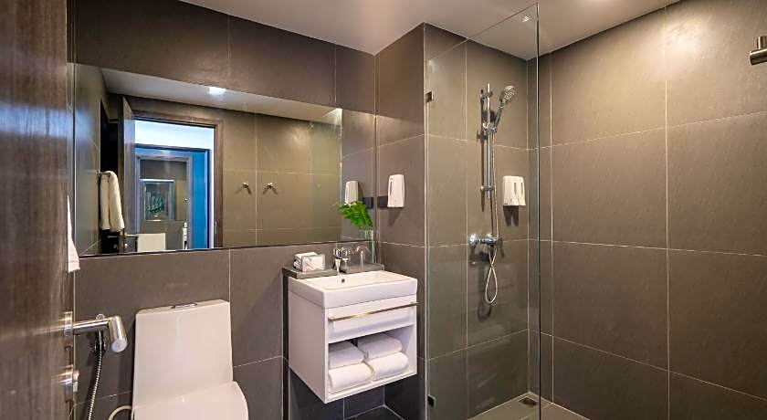 Travelodge Phuket Town