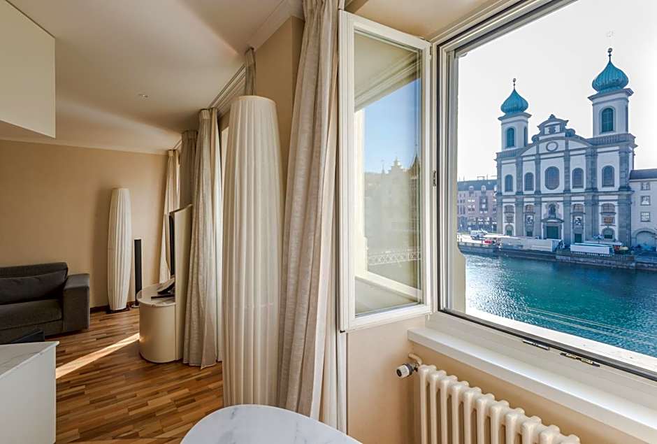 Hotel des Balances