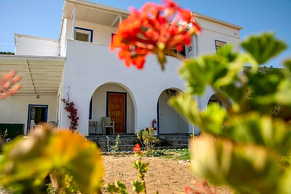 Yaliyani Motel Restaurant