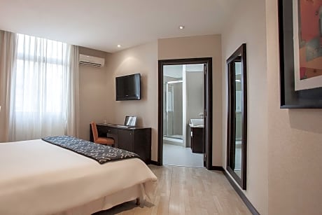 Superior Room, 1 Queen Bed