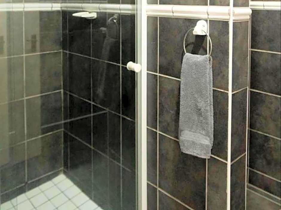 Gracelands Beach Lodge