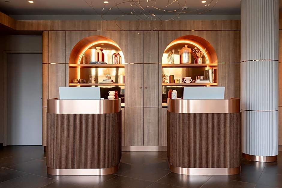 AC Hotel by Marriott Paris Porte Maillot