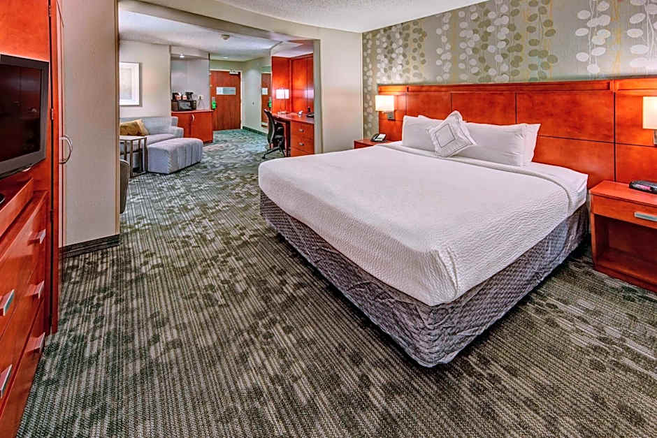 Courtyard by Marriott Alexandria
