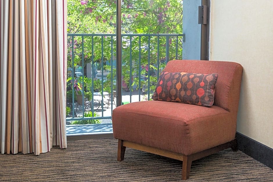 Holiday Inn Dublin - Pleasanton By IHG