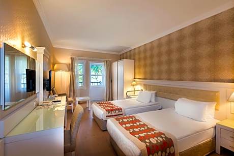 Twin Room - Disability Access