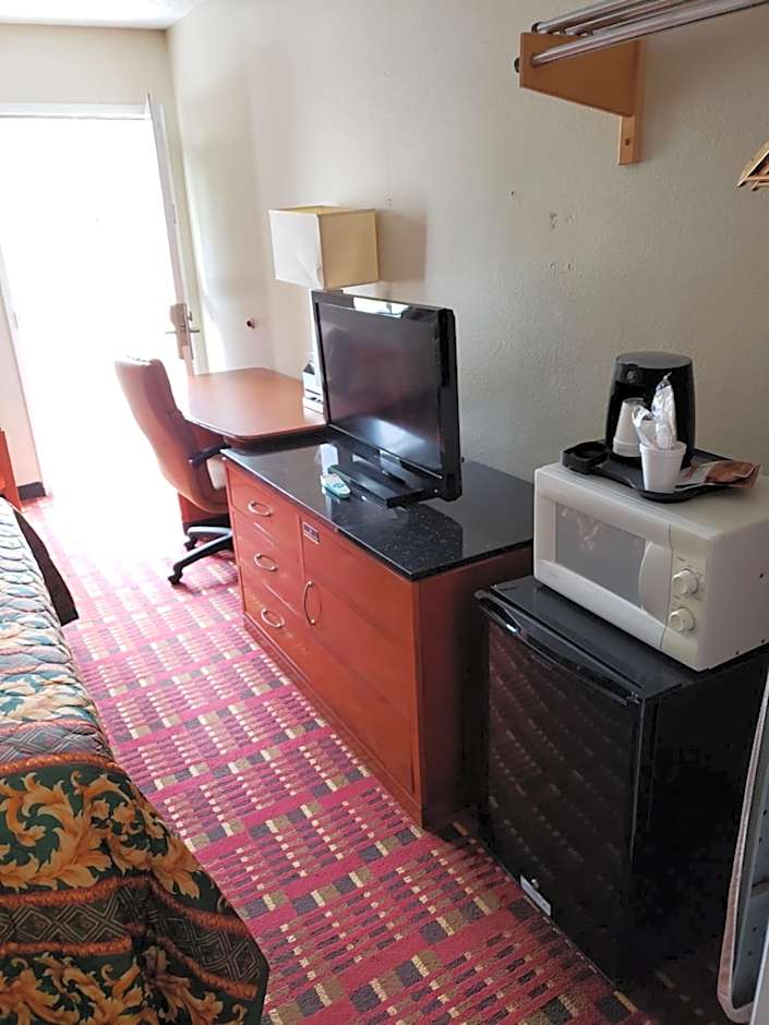 Peach Tree Inn