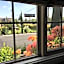 Chardonnay Lodge
