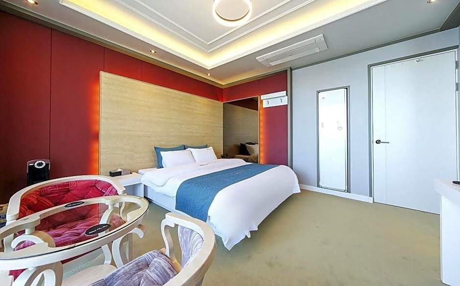 Yeosu Hotel The One