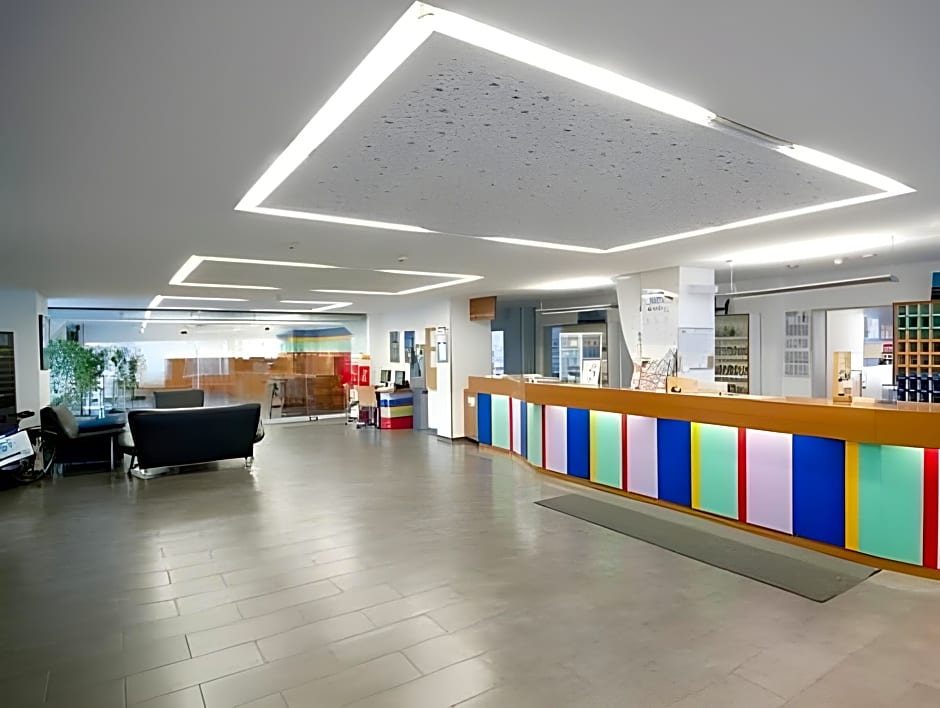 Haus International Hostel