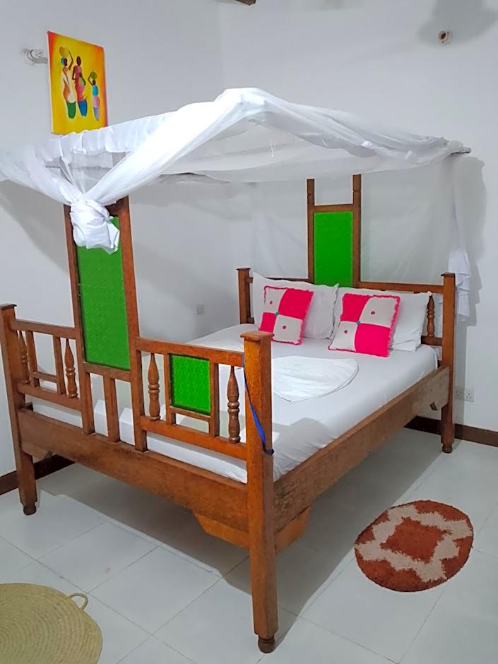 Kivulini Lodge and Restaurant