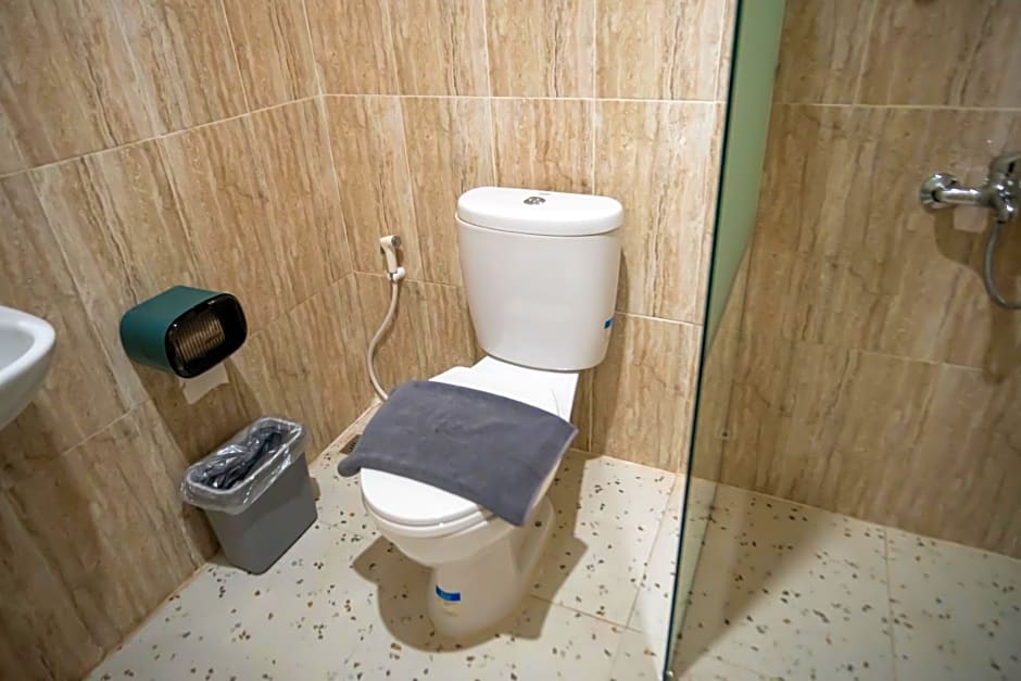 Elephant Inn and Suite by Sajiwa