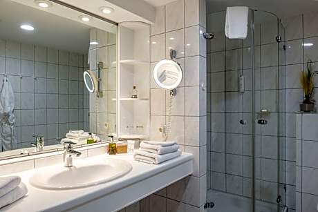 Standard Double Room with Bath