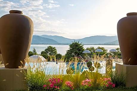 Limneon Resort & Spa