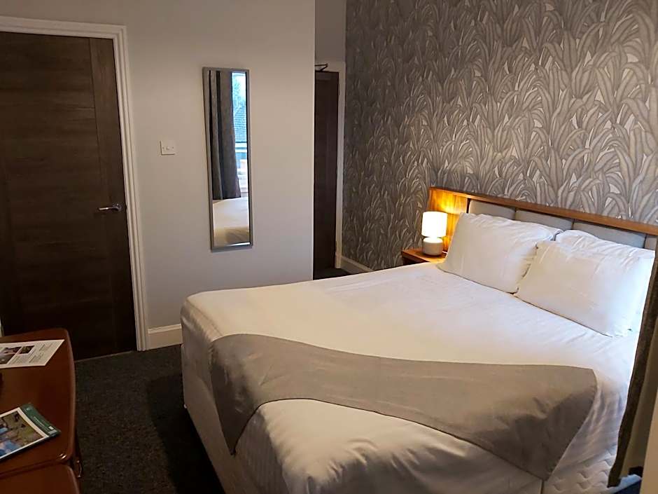 The Strathearn Hotel