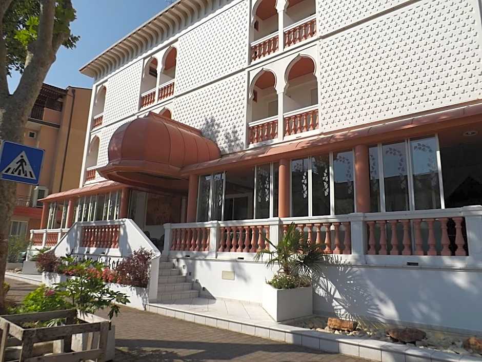 Hotel Victory