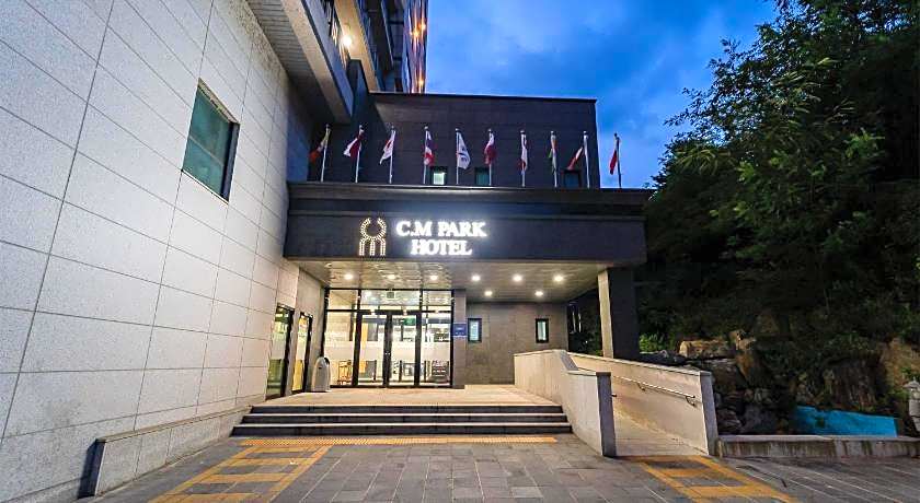 CM Park Hotel