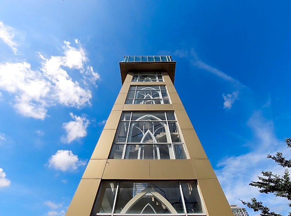 Chola Inn At Nagoya Hill Batam Mitra RedDoorz – Batam Island, SC