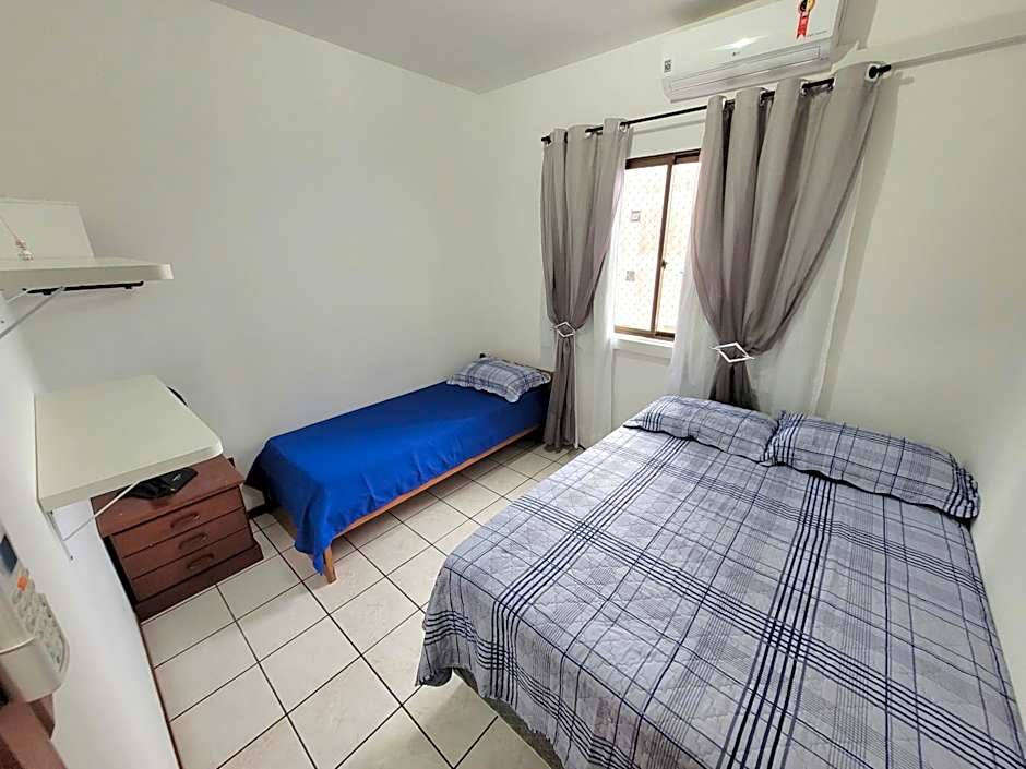 Cobertura aconchegante 3 quartos excelente vista mar! 80 metros do mar em Meia Praia - Itapema