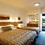 Loxton Community Hotel Motel